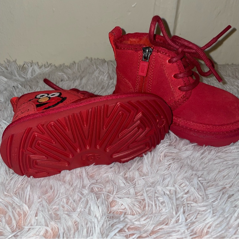 Sesame Street Ugg Boots (Elmo)